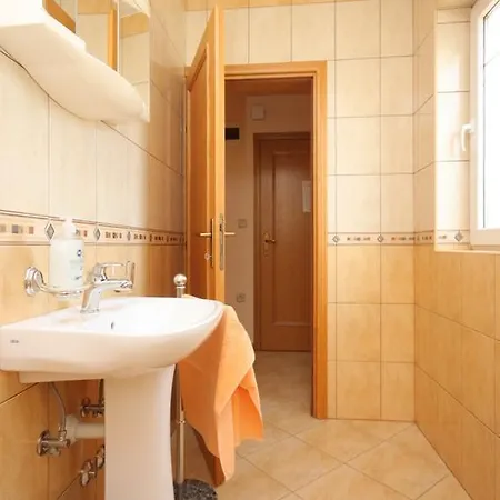 Kraj 3460f * Dobropoljana